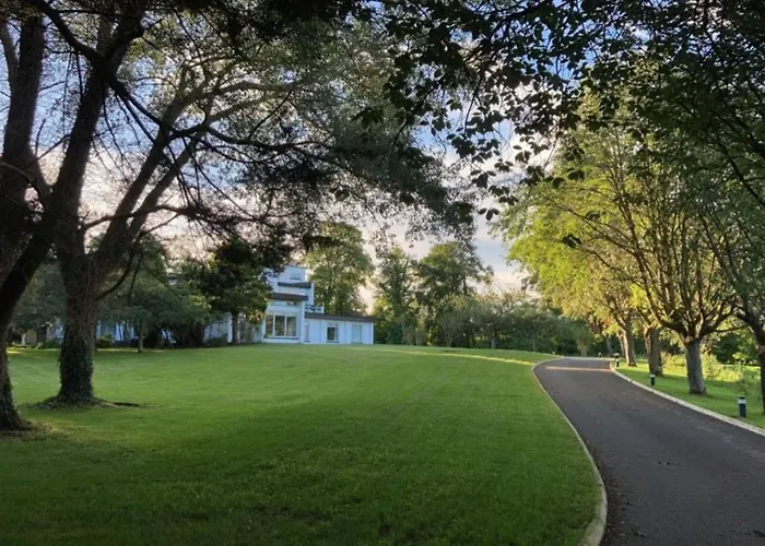 Highgrange Апартаменты